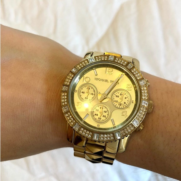 Michael Kors Pyramid Stud Gold Glitz Watch - Picture 8 of 15